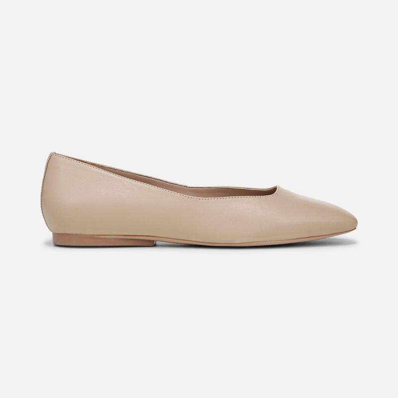 Naturalizer Women's Chelsea Ballet Flat - Coastal Tan Leather
