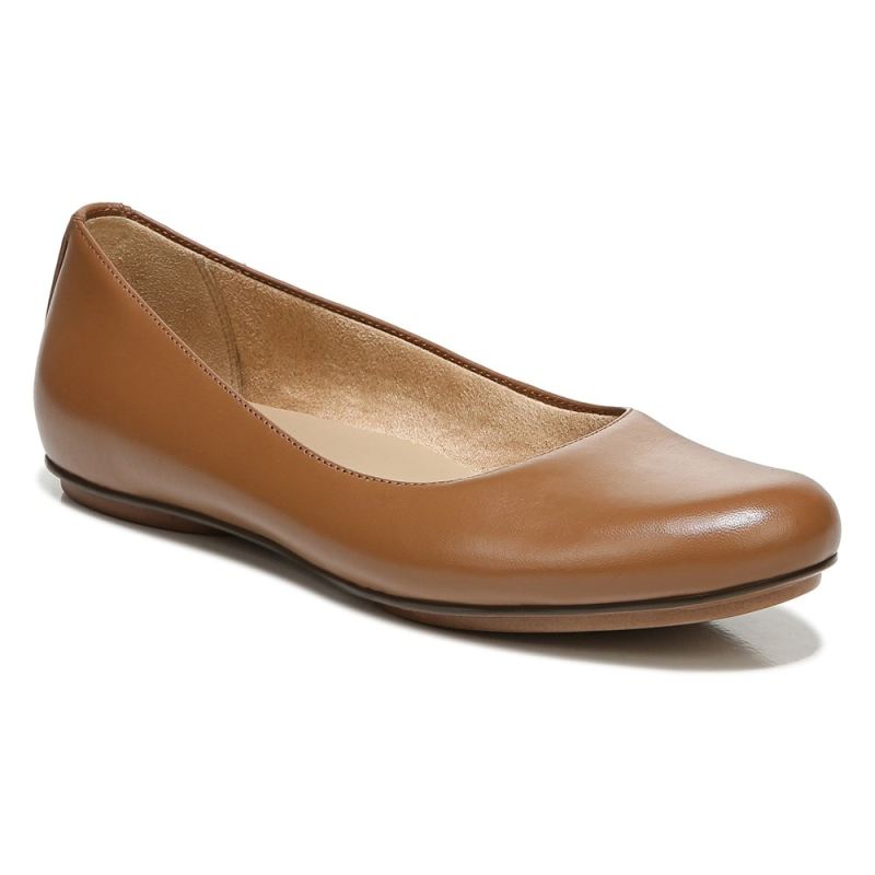 Naturalizer Women's Maxwell Ballet Flat - English Tea Leather