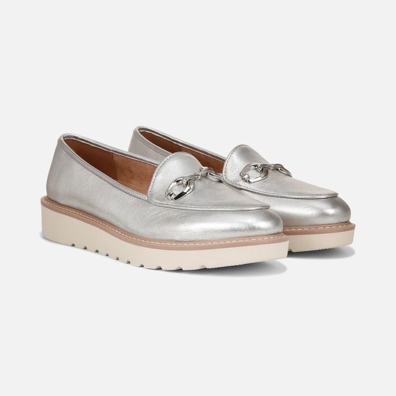 Naturalizer Women's Adiline Bit Loafer - Silver Leather