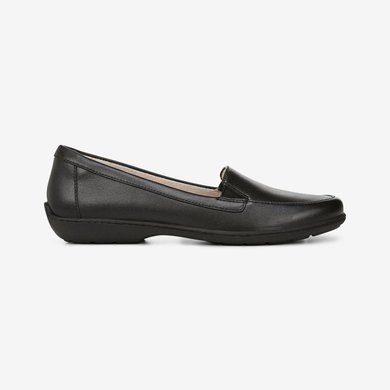 Naturalizer Women's SOUL Kacy Flat - Black Leather