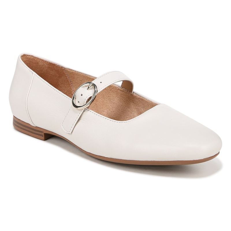 Naturalizer Women's Kelly Mary Jane Flat - Warm White Leather