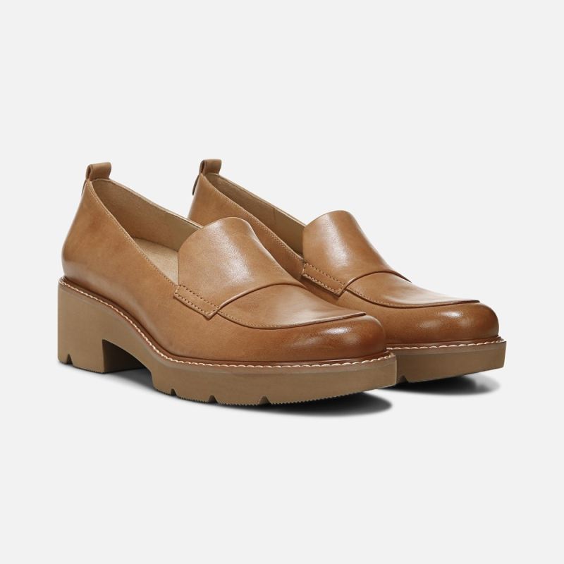 Naturalizer Women's Darry Lug Sole Loafer - Toffee Leather