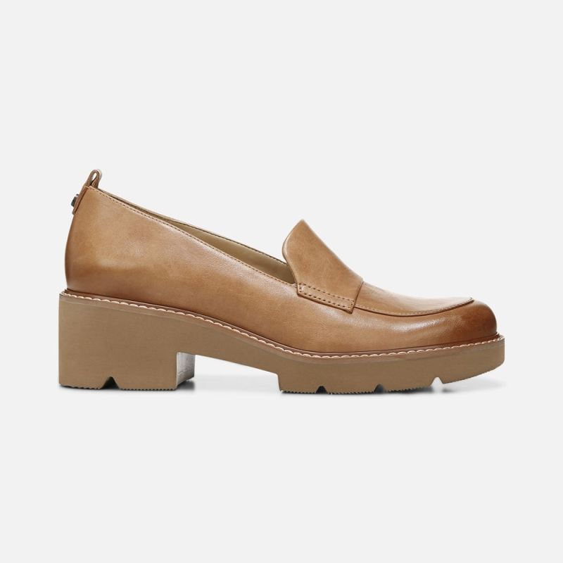 Naturalizer Women's Darry Lug Sole Loafer - Toffee Leather