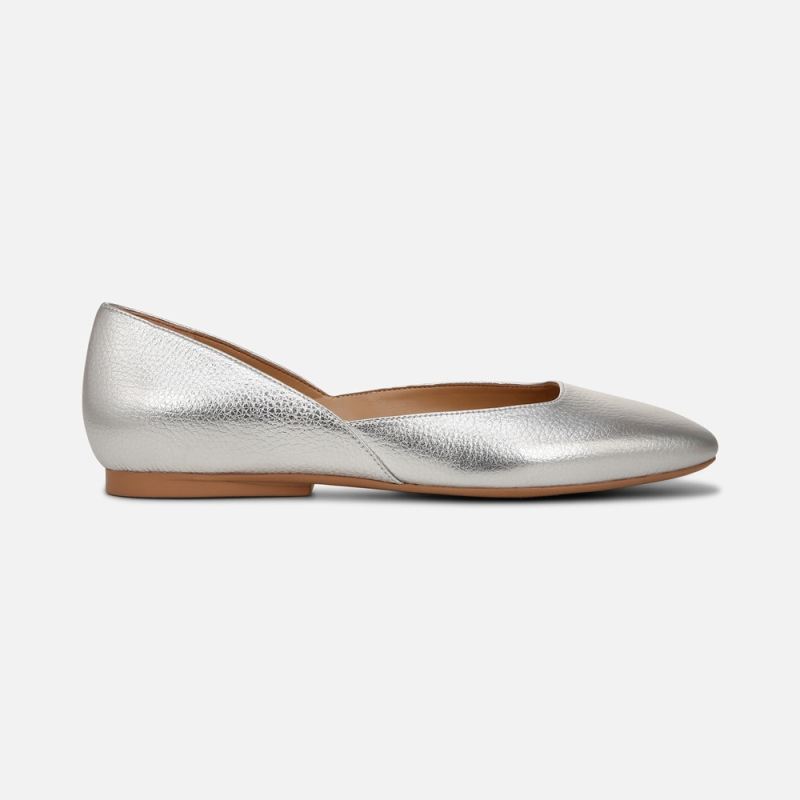 Naturalizer Women's Cody Flat - Silver Croc Pattern Leather