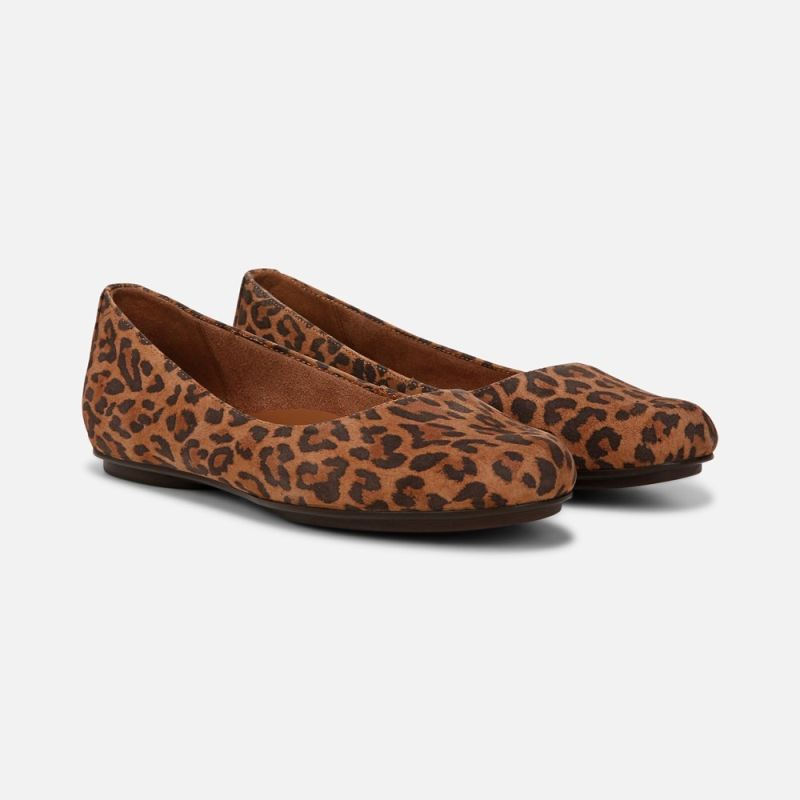 Naturalizer Women's Maxwell Ballet Flat - Desert Tan Leopard Print Suede