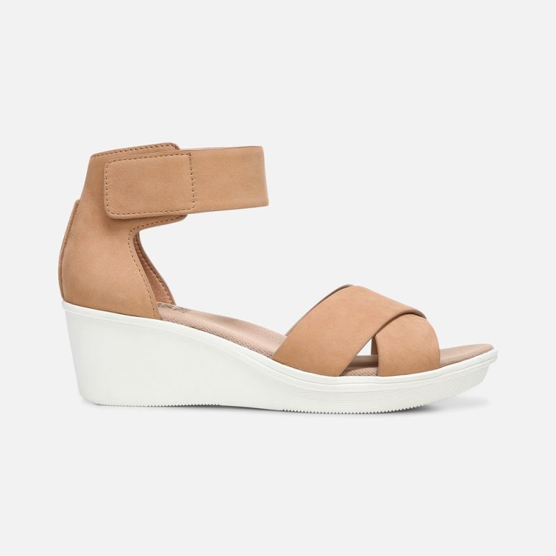 Naturalizer Women's Riviera Wedge Sandal - Cookie Dough Suede