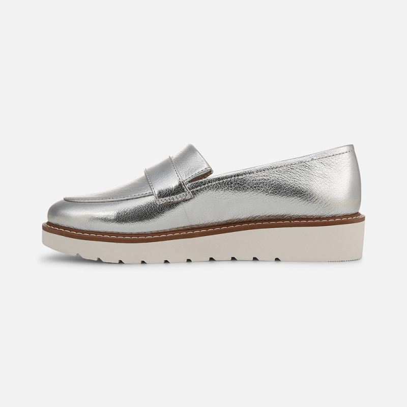 Naturalizer Women's ADILINE LOAFER - Silver Leather