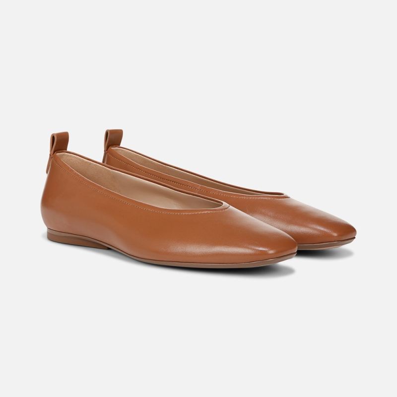 Naturalizer Women's 27 Edit Carla Flat - English Tea Leather