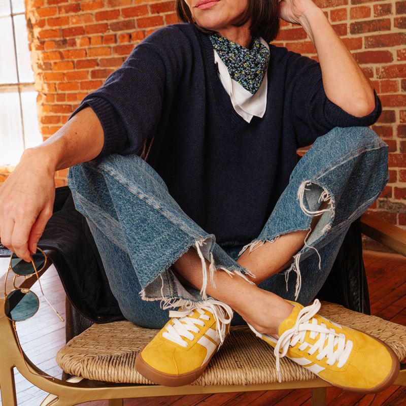 Naturalizer Women's Medina Lace Up Sneaker - Spicy Yellow Nubuck