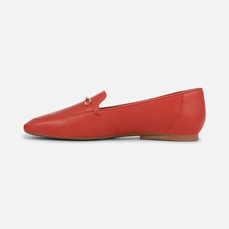 Naturalizer Women's Cecilia Loafer - Pepper Red Leather