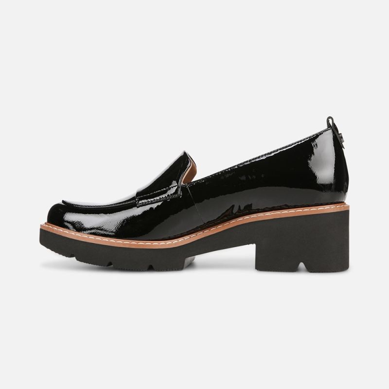 Naturalizer Women's Darry Lug Sole Loafer - Black Patent