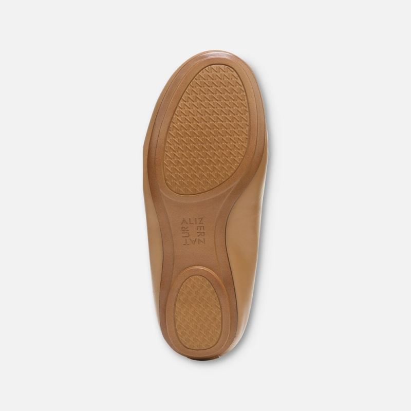 Naturalizer Women's Maxwell Ballet Flat - Frappe Leather
