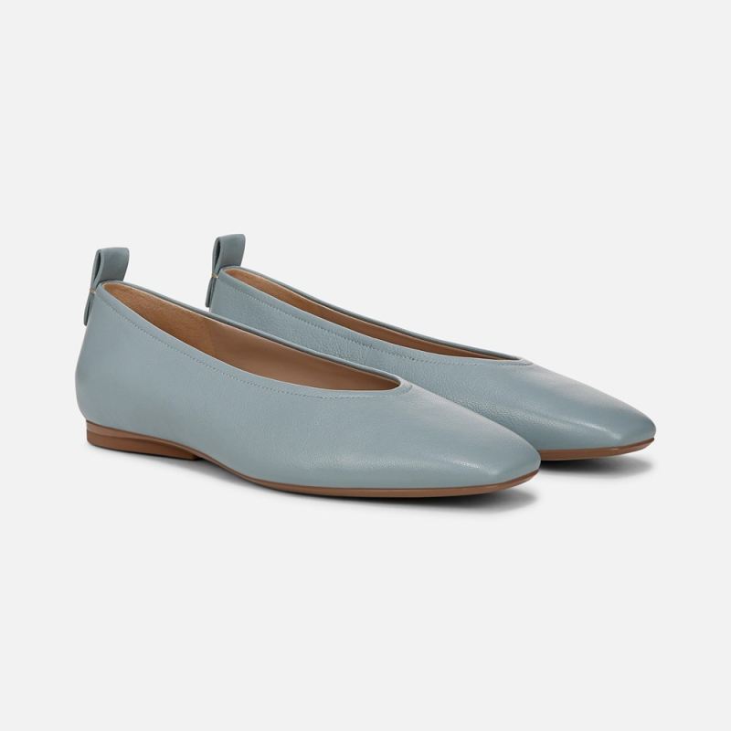Naturalizer Women's 27 Edit Carla Flat - Powder Blue Leather