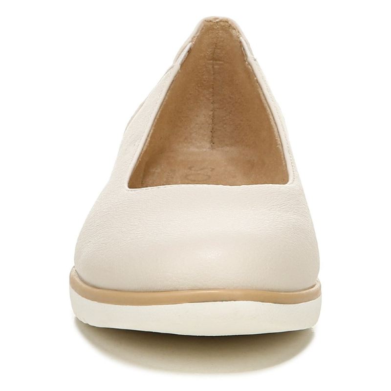 Naturalizer Women's SOUL Idea Ballet Flat - Porcelain Manmade
